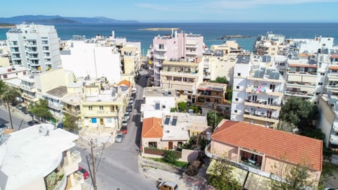 Iro Boutique Homes neighborhood. Sandy beach within 150 meters