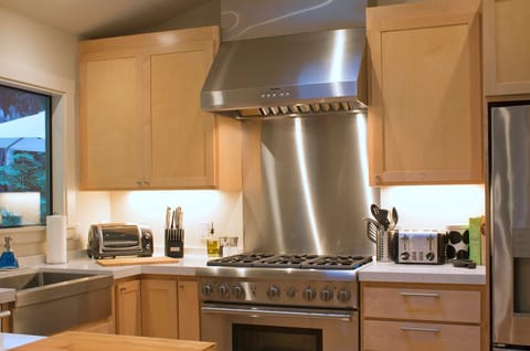 Exquisite kitchen, your chef in the group will be happy!