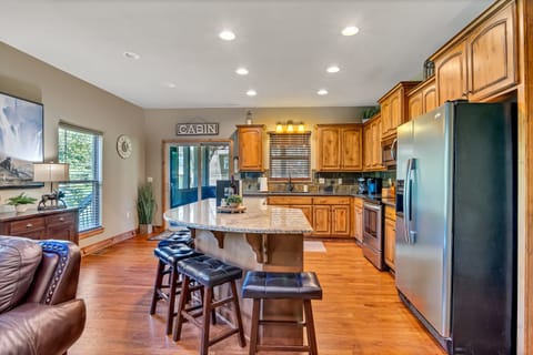 Cook up some of your favorite meals in the spacious kitchen!