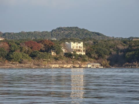 Captain Jay's Cove on Lake Travis