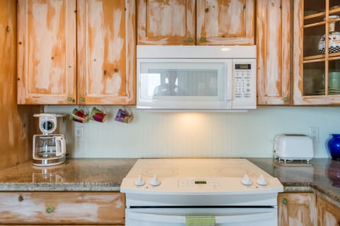 Electric Stove/Microwave