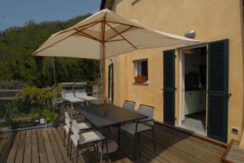 Apartment with terrace