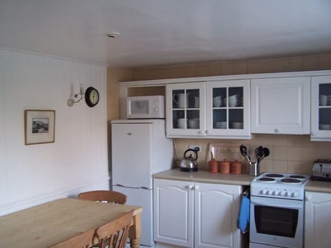 Kitchen Vicarage Cottage, Hollinsclough