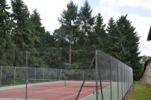 Sport court