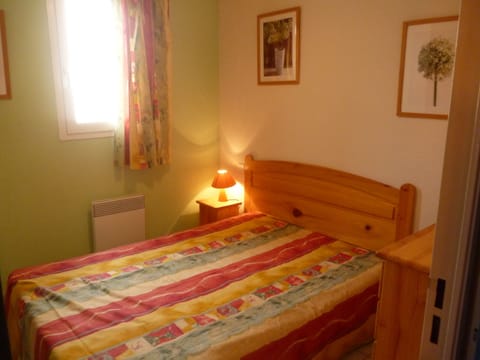 2 bedrooms, iron/ironing board, free WiFi, wheelchair access