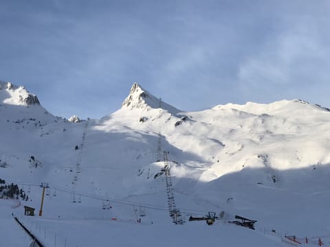 Snow and ski sports