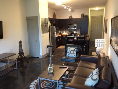 Open Living Room, Dining & Kitchen Area