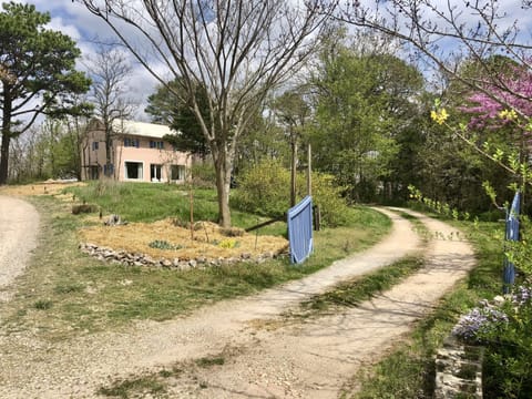 front entrance driveway
