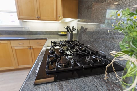 5 burner gas stove top