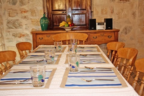 Dining in North wing