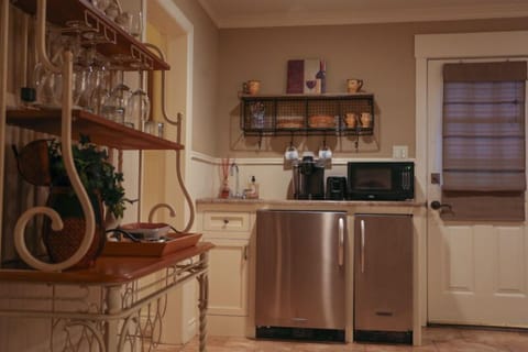 Kelly's Creekside - Erin's Escape