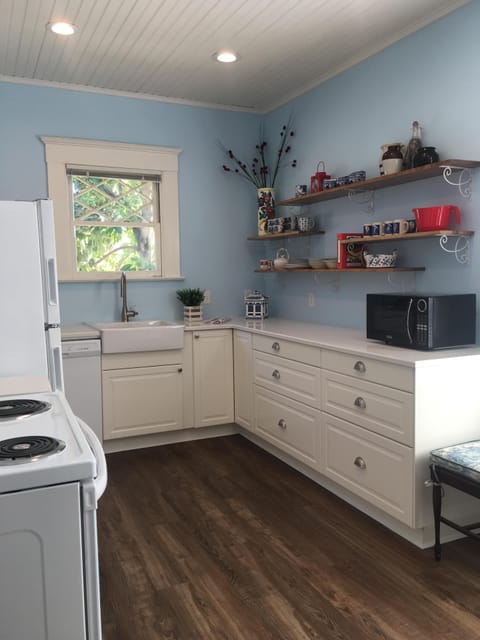 Light and airy kitchen with lots of counter space