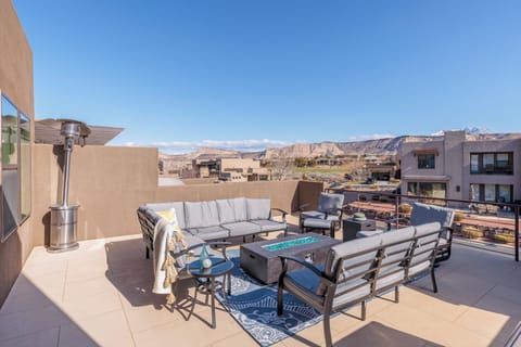 Upstairs Balcony Seating and Fire Pit