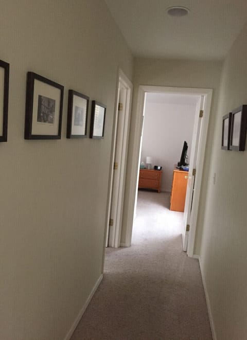 Downstairs hallway to the bedrooms
