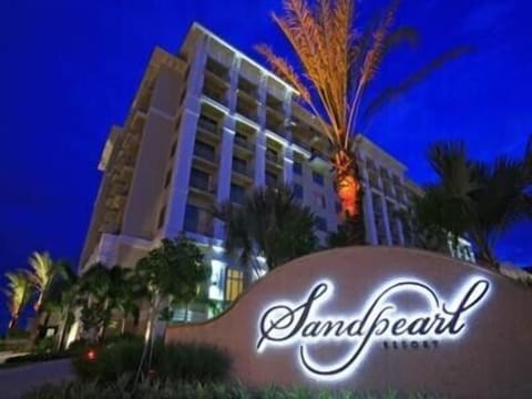 World Famous Sandpearl Resort and Spa
Largest King Penthouse Direct Ocean front