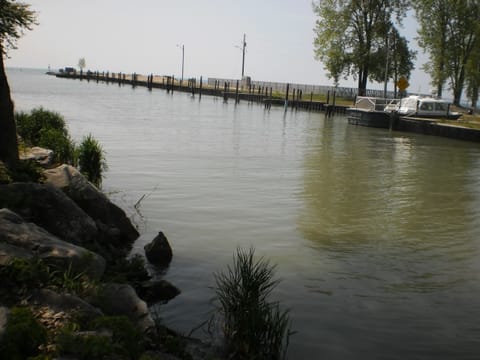Steps to Cedar Island Municipal Park on the west side of Cedar Island