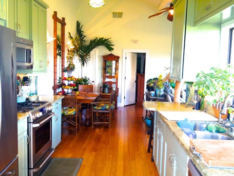 "Chefs" Kitchen and Dining Room