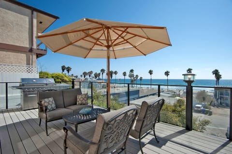 Large Stainless Steel BBQ, lounge furniture with beautiful ocean view