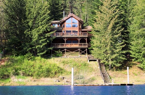 Kokanee Cabin
