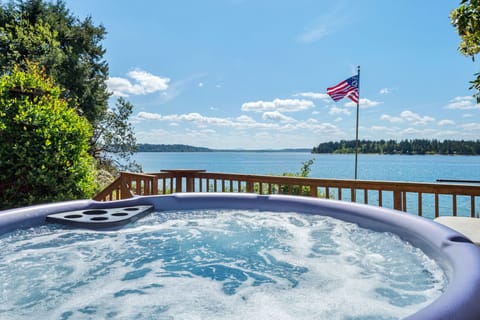 View of Oro Bay from the hot tub ( on lower deck (6 max. occupancy)