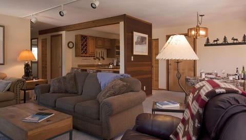 Open Floor Plan of LR, Dining and Kitchen. Comfortable and Inviting