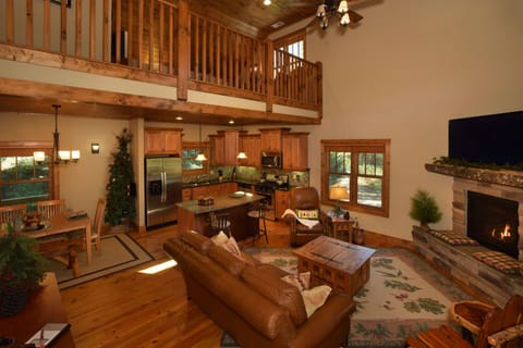 Spacious great room with 18' vaulted wood ceiling