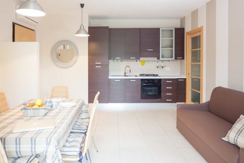 Kitchen, Living Room