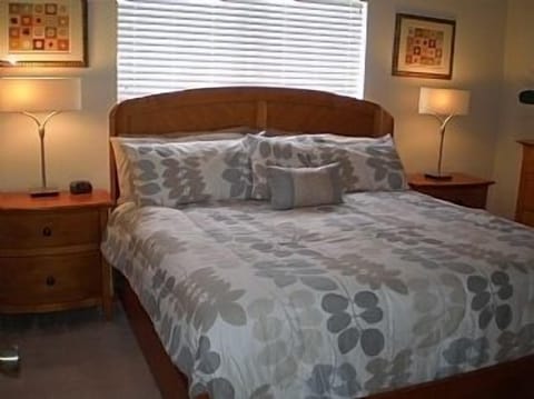 6 bedrooms, in-room safe, iron/ironing board, cribs/infant beds