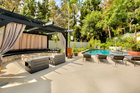 View of Outdoor Lounge Area with Fire Pit 
