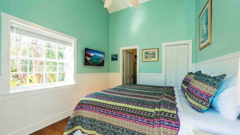 Bedroom #5 has a King bed...