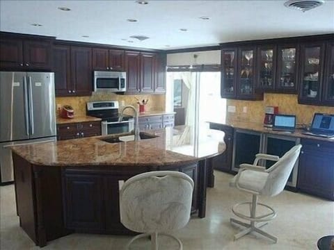 Kitchen With Granite Island