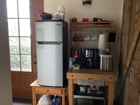 Fridge, microwave, coffee/tea maker, toaster