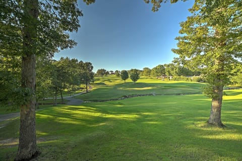 18-Hole Golf Course
