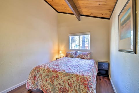 Bedroom 2 | Queen Bed