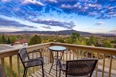 Watch the beautiful sunset over the mtns from your private balcony.