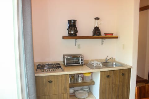 Fridge, stovetop, coffee/tea maker, toaster