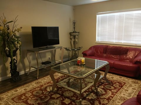 Living area | TV, foosball, table tennis