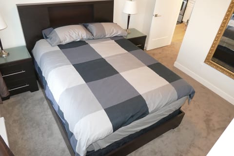 Brand new Sterns & Fosters queen size bed - very comfortable.