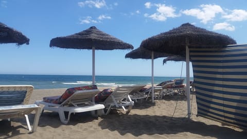 Beach nearby, beach towels