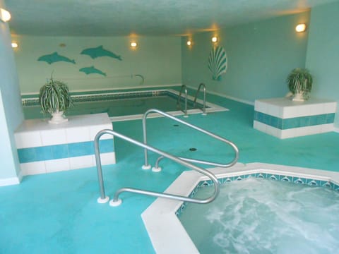 Indoor pool, outdoor pool