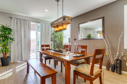 Bright and Cozy Dining Area