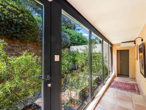 Plant, Building, Door, Shade, Wood, Residential Area, Window, Facade, Glass