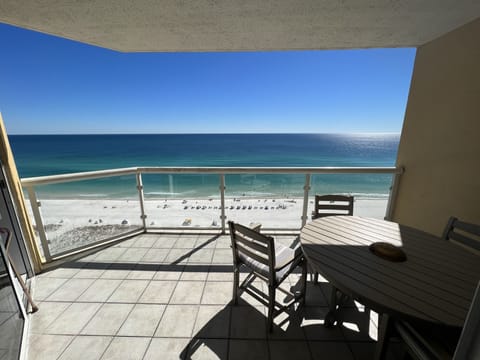Your balcony 4 chairs and a table overlooking the gulf of Mexico!