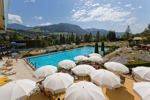 Indoor pool, outdoor pool