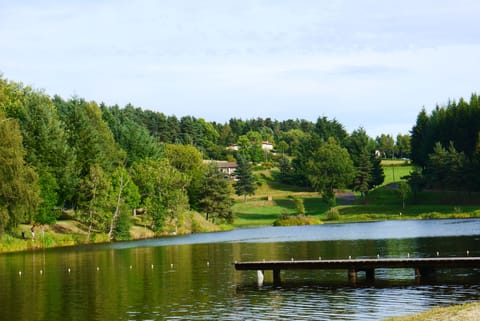 Swimming/Fishing Lake in Champagnac-le-Vieux