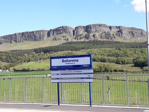 Bellarena train station just 5 minutes walk from the cottage.