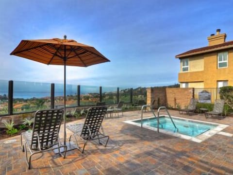 Lower spa with ocean and sunset view.  Heated to 103.