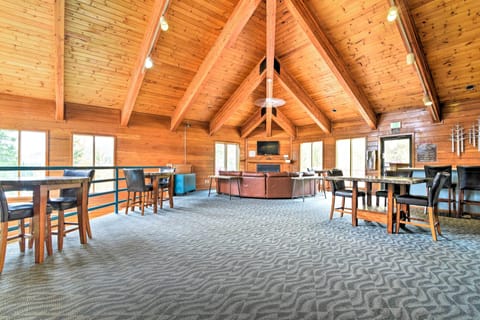 Community Amenities | TV Room