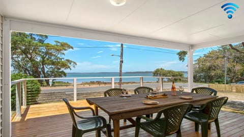 BBQ, Covered Outdoor Area, Outdoor deck