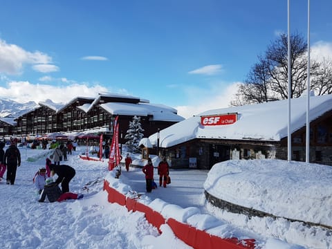 Snow and ski sports